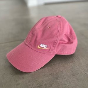 Nike - Dad Hat